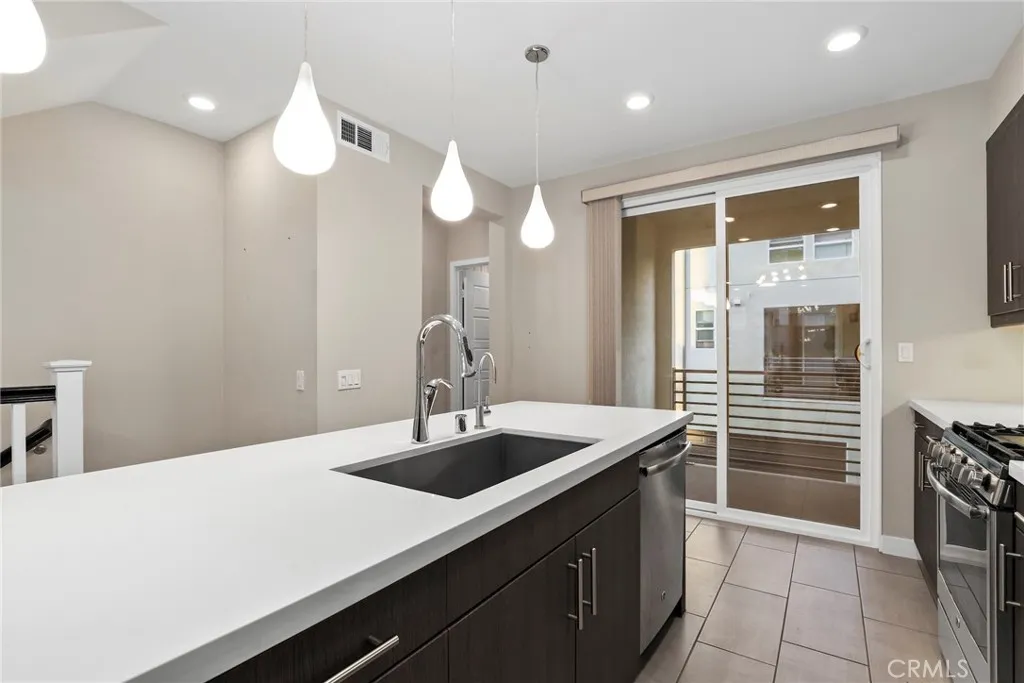 479 Marc Place C, Azusa, California 91702 home-pic-16
