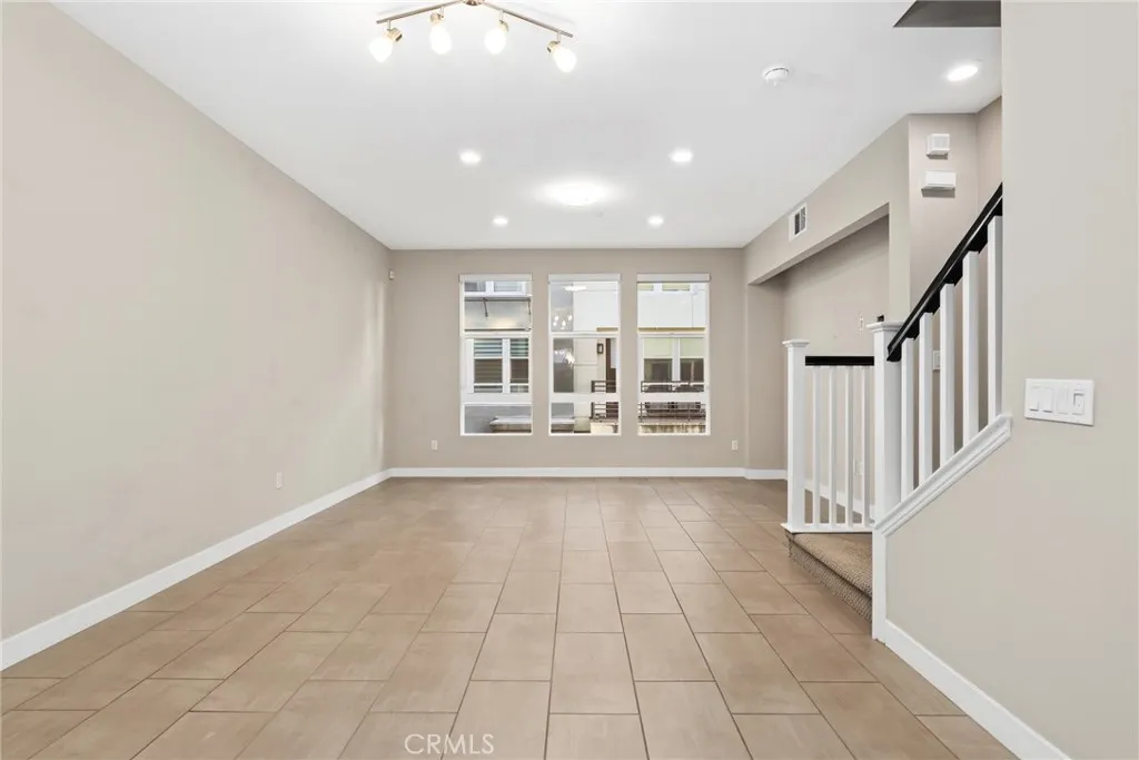 479 Marc Place C, Azusa, California 91702 home-pic-11