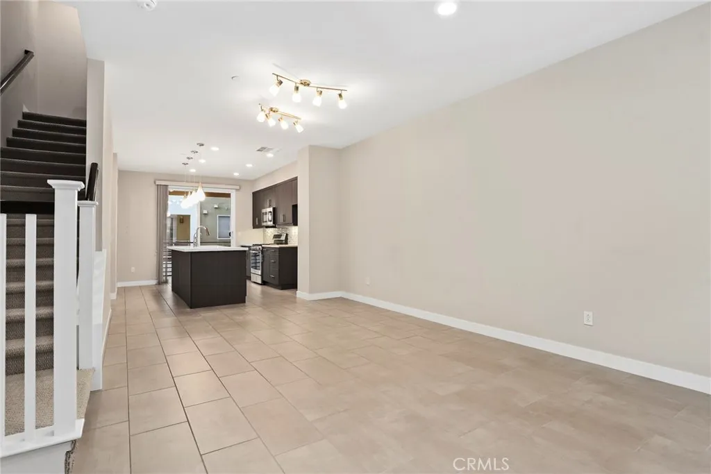 479 Marc Place C, Azusa, California 91702 home-pic-12