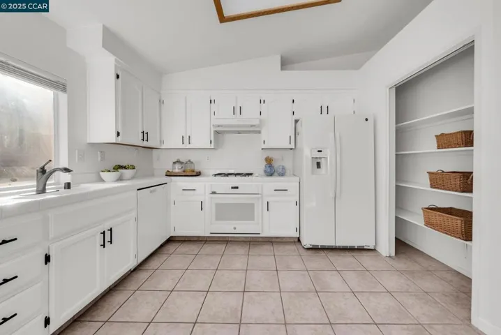 1971 Glarner St, Hollister, California 95023