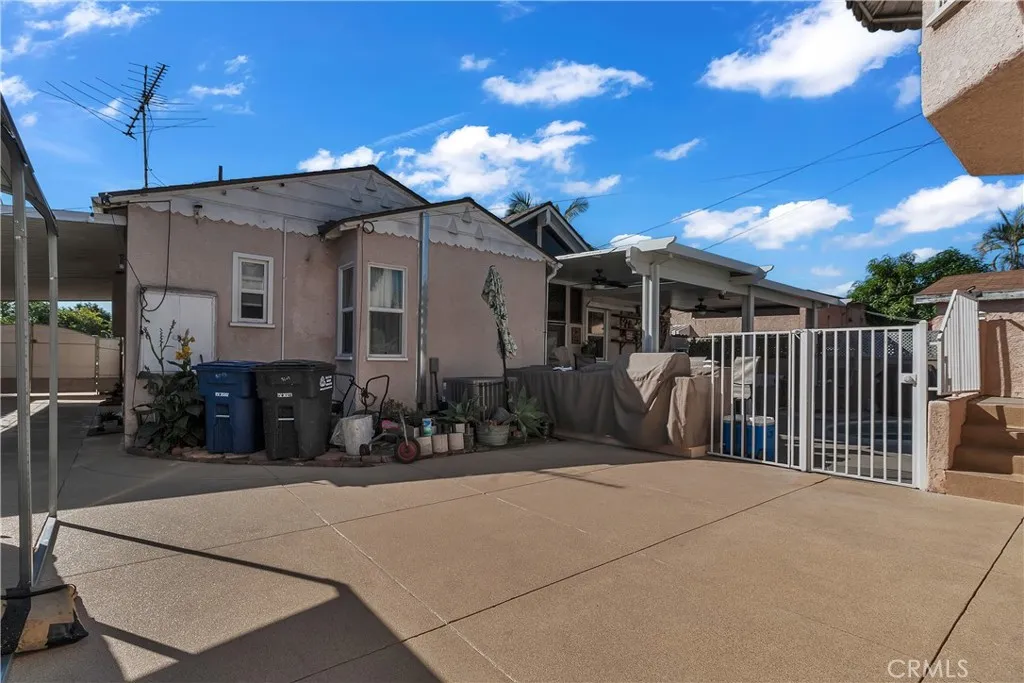 3203 Live Oak, Huntington Park, California 90255 home-pic-36