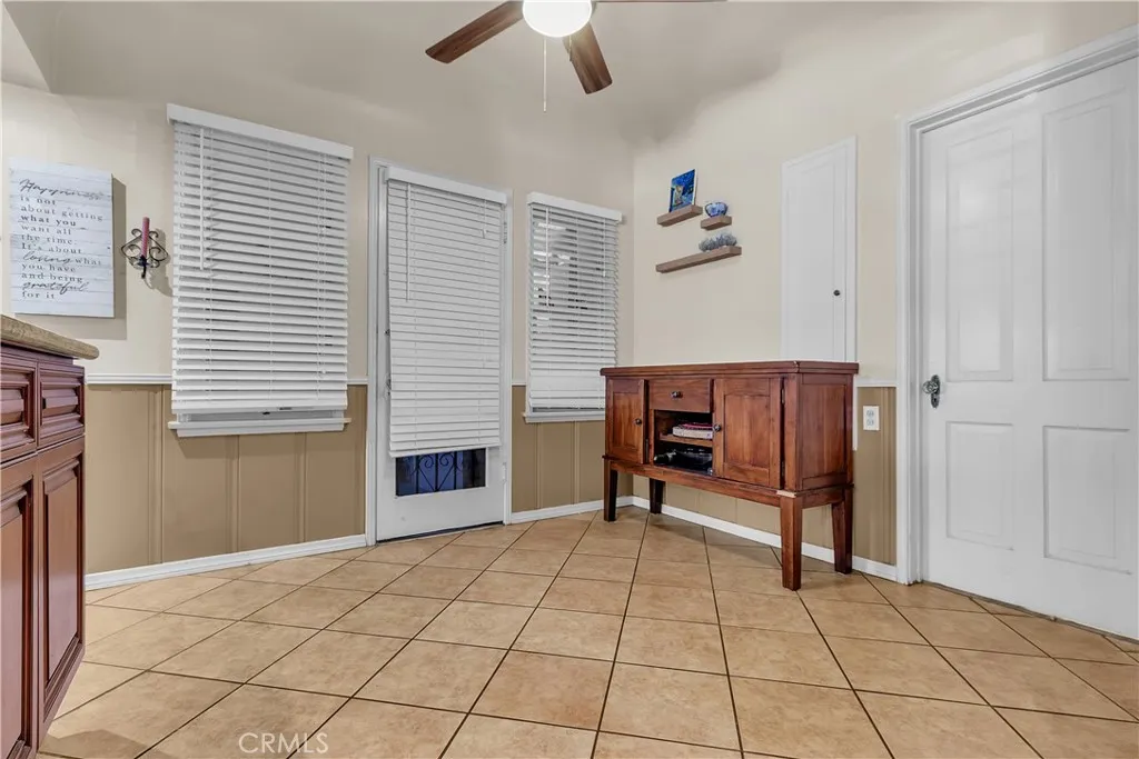 3203 Live Oak, Huntington Park, California 90255 home-pic-26