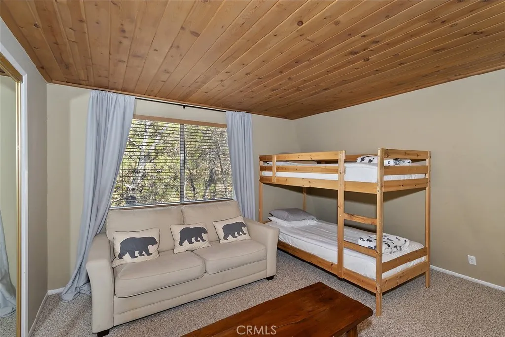 1709 Columbine, Big Bear City, California 92315 home-pic-22