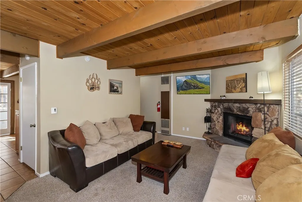 1709 Columbine, Big Bear City, California 92315 home-pic-4