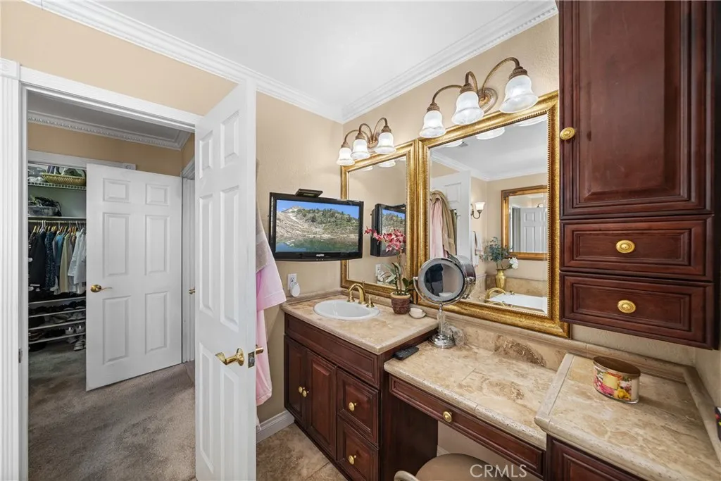 8922 Caballero, Alta Loma, California 91737 home-pic-49