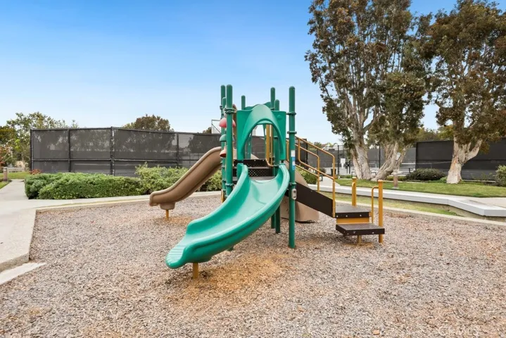 3631 Windspun Drive, Huntington Beach, California 92649