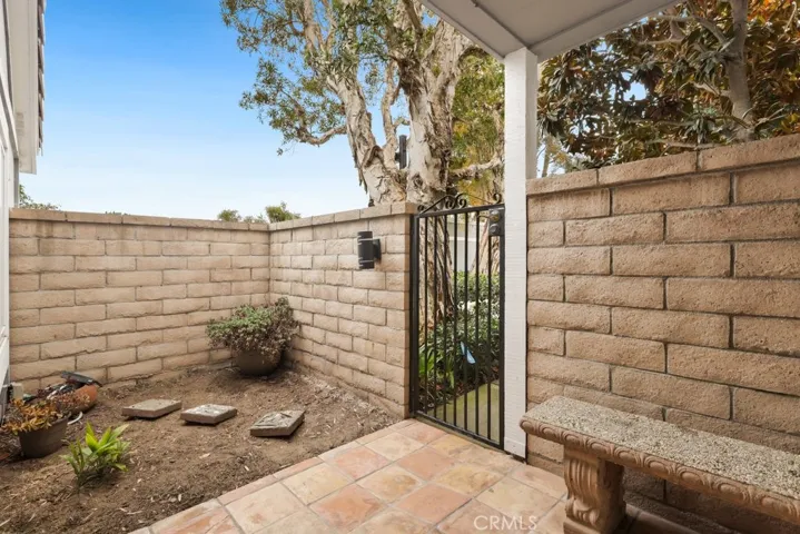 3631 Windspun Drive, Huntington Beach, California 92649