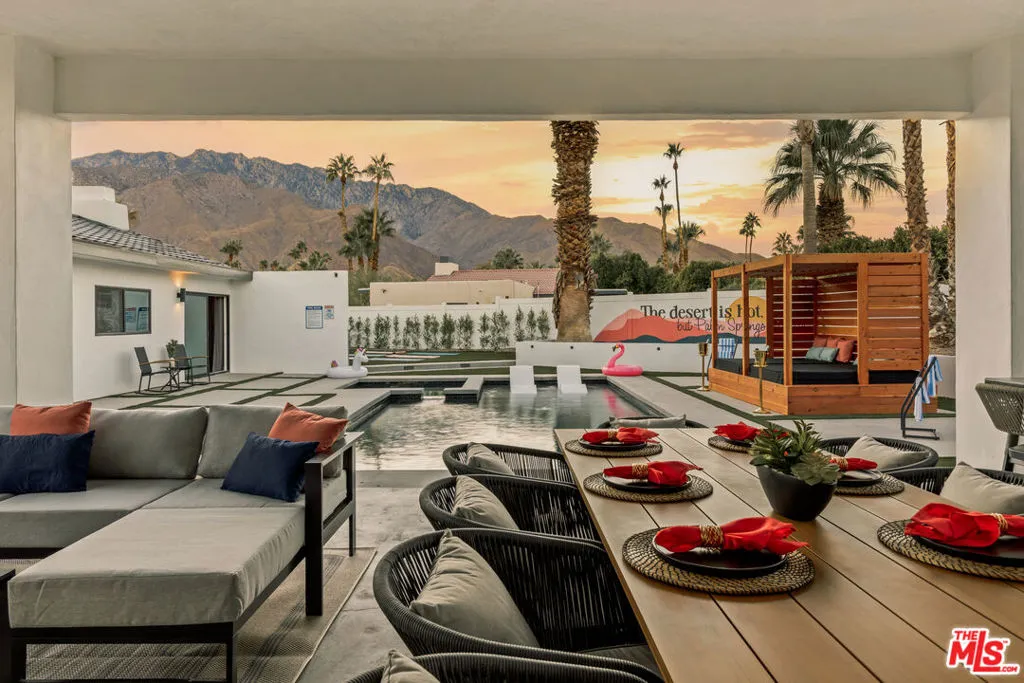 1170 E El Conquistador, Palm Springs, California 92262 home-pic-28