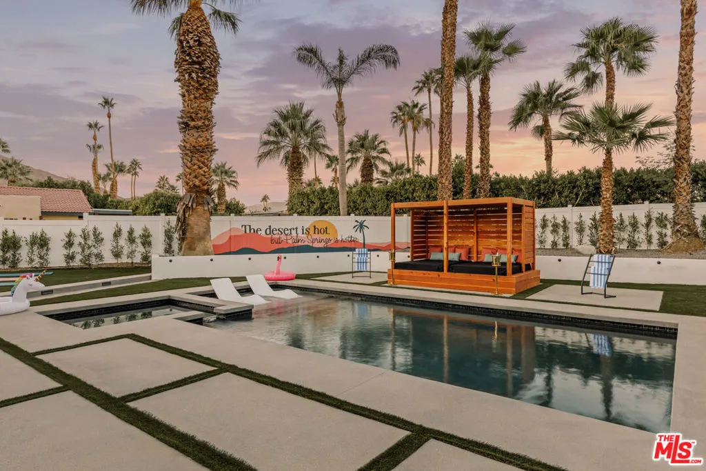 1170 E El Conquistador, Palm Springs, California 92262 home-pic-30