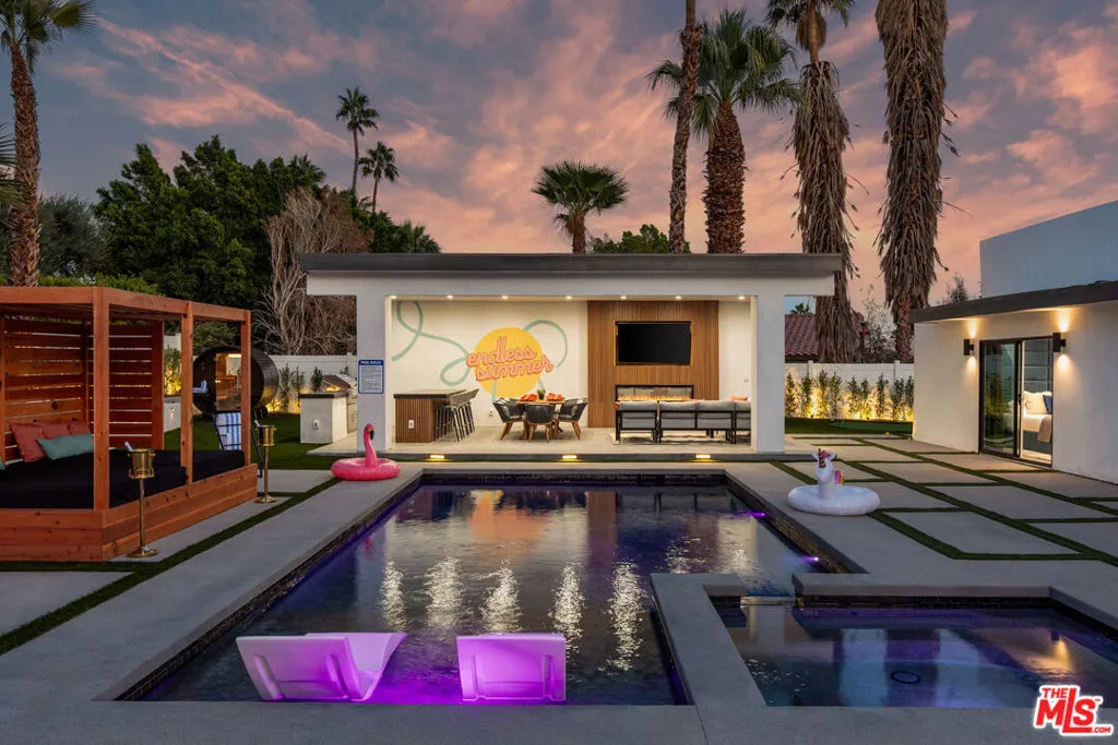 1170 E El Conquistador, Palm Springs, California 92262 home-pic-3