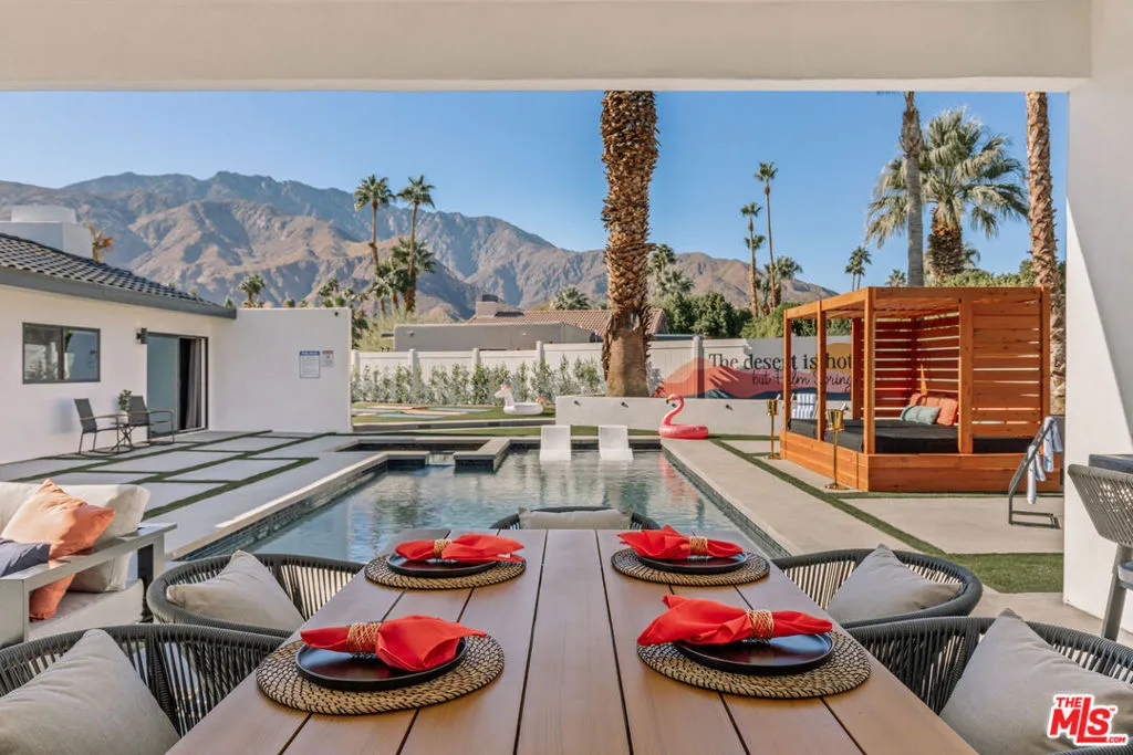 1170 E El Conquistador, Palm Springs, California 92262 home-pic-39