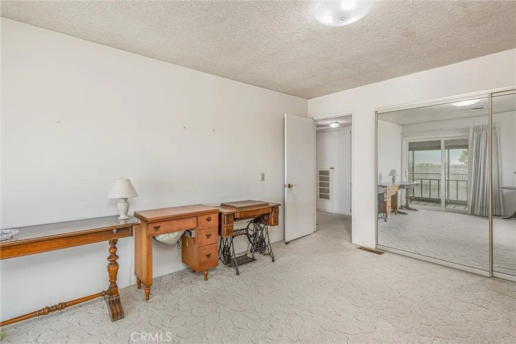 217 Summit View, Calimesa, California 92320 home-pic-17