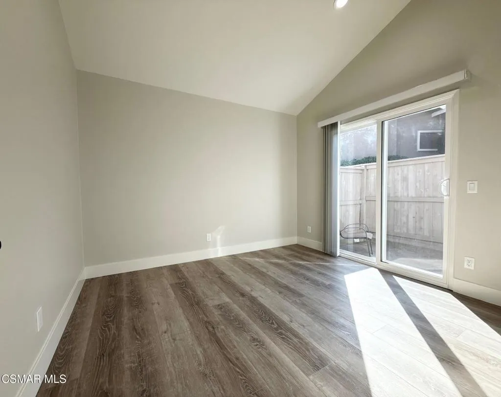 213 Estrellita Lane, Oak Park, California 91377 home-pic-19