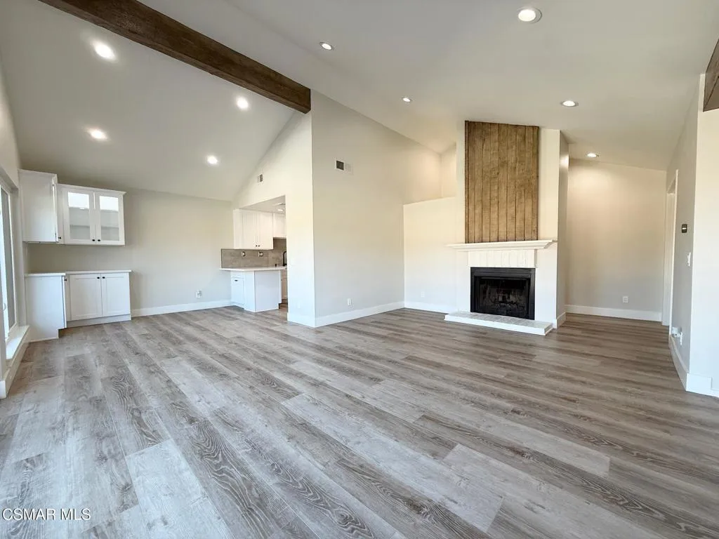 213 Estrellita Lane, Oak Park, California 91377 home-pic-8