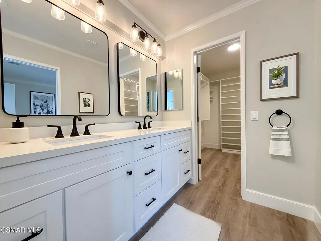 213 Estrellita Lane, Oak Park, California 91377 home-pic-9
