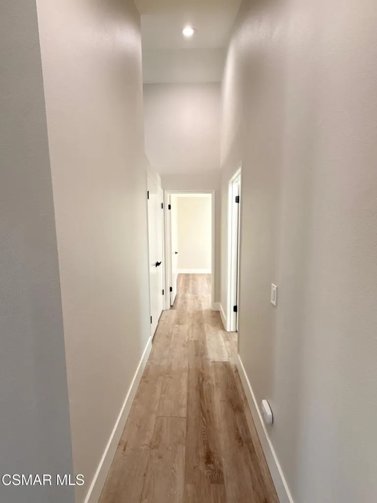 213 Estrellita Lane, Oak Park, California 91377 home-pic-15