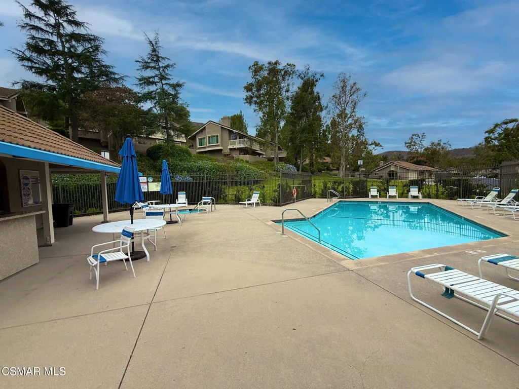213 Estrellita Lane, Oak Park, California 91377 home-pic-26
