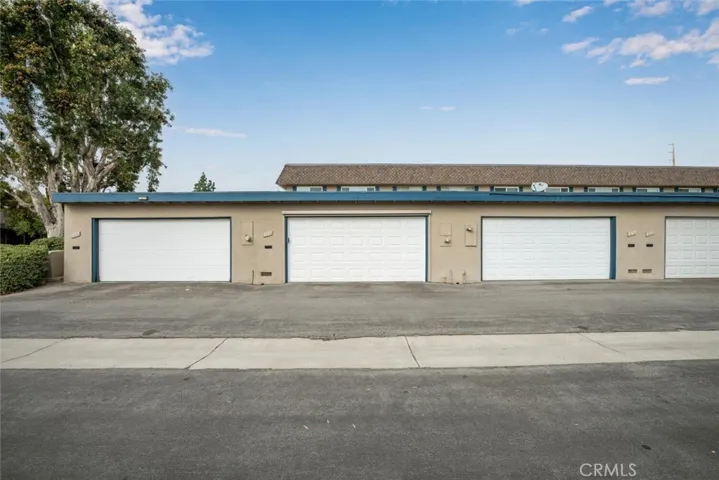 4385 Larwin, Cypress, California 90630