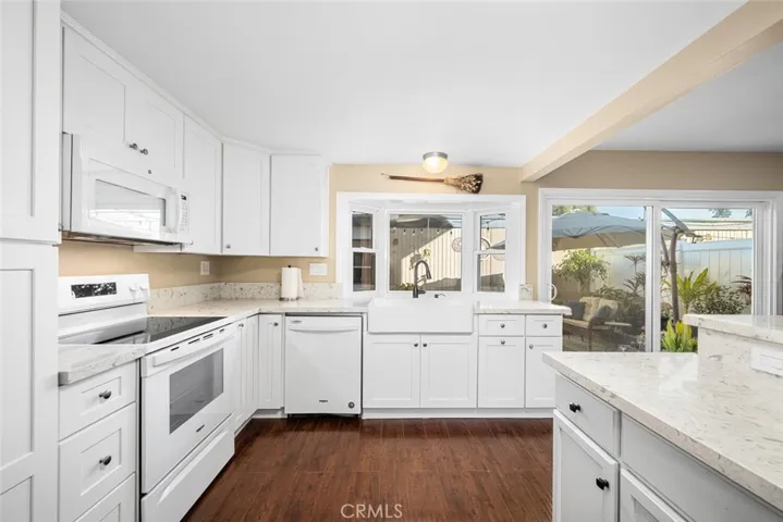 4385 Larwin, Cypress, California 90630