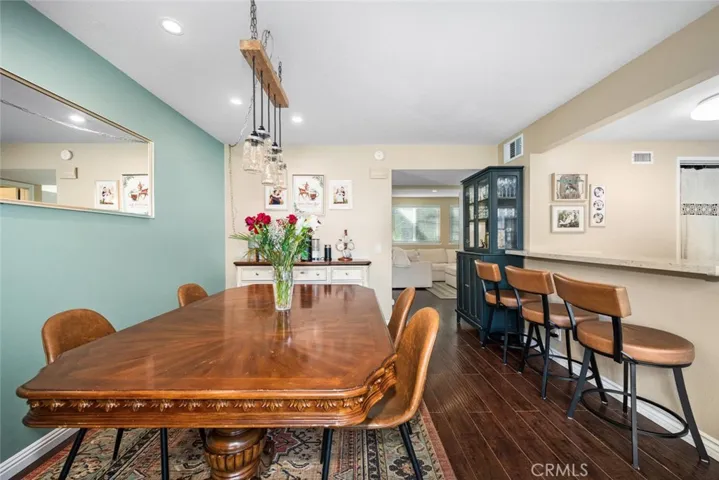 4385 Larwin, Cypress, California 90630