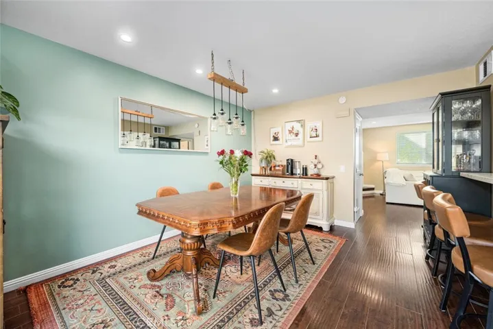4385 Larwin, Cypress, California 90630
