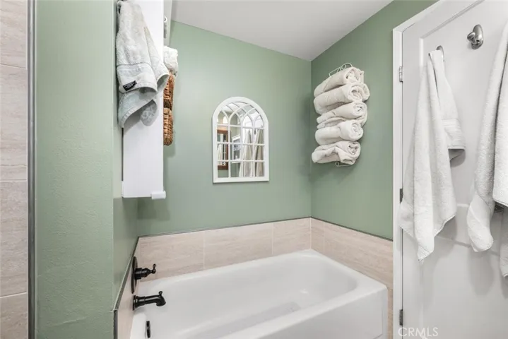 4385 Larwin, Cypress, California 90630