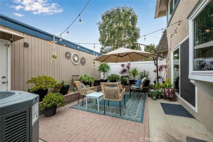 4385 Larwin, Cypress, California 90630