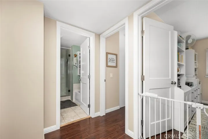 4385 Larwin, Cypress, California 90630