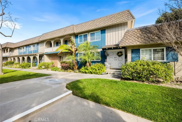 4385 Larwin, Cypress, California 90630