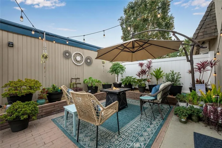 4385 Larwin, Cypress, California 90630