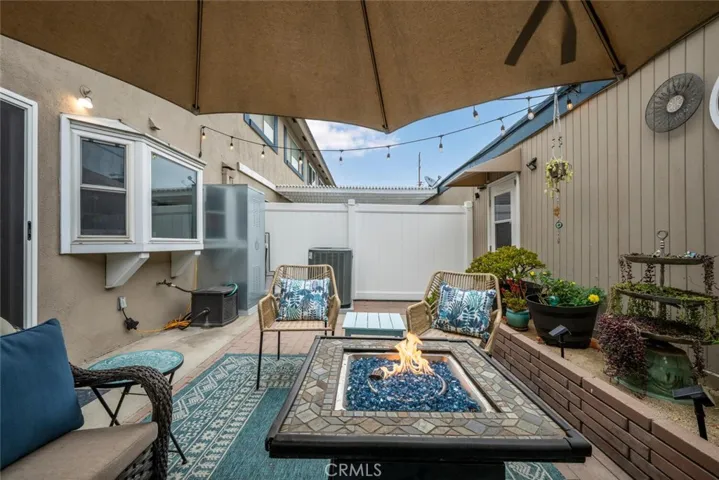 4385 Larwin, Cypress, California 90630
