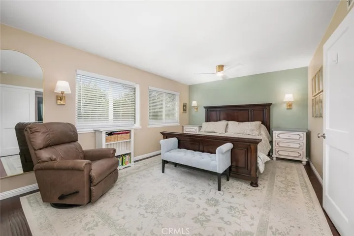 4385 Larwin, Cypress, California 90630