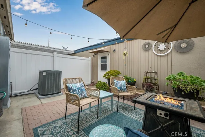 4385 Larwin, Cypress, California 90630