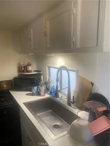 Ideal Kitchen space for the size
