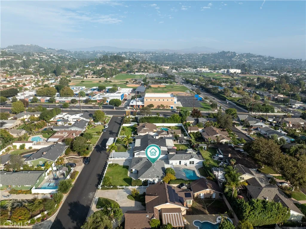 18672 Spaulding, Santa Ana, California 92705 home-pic-36