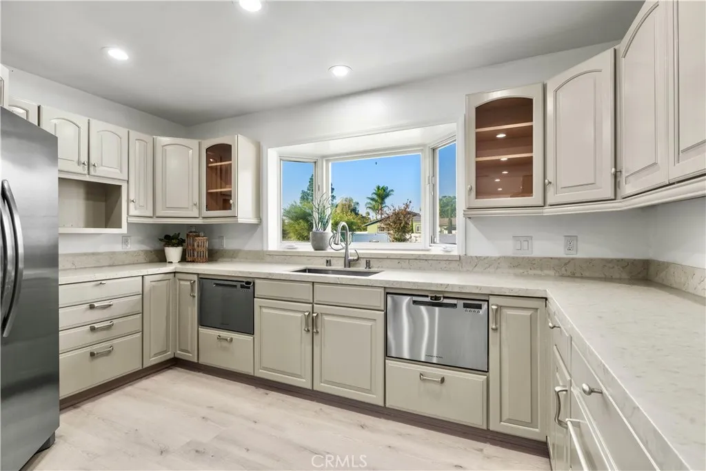 18672 Spaulding, Santa Ana, California 92705 home-pic-17