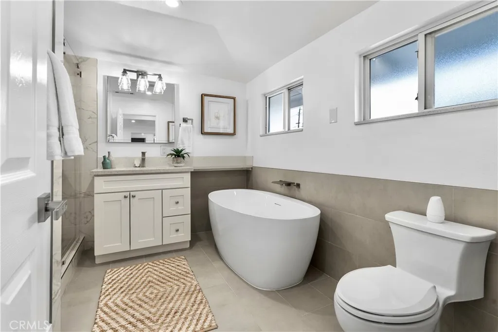 18672 Spaulding, Santa Ana, California 92705 home-pic-28