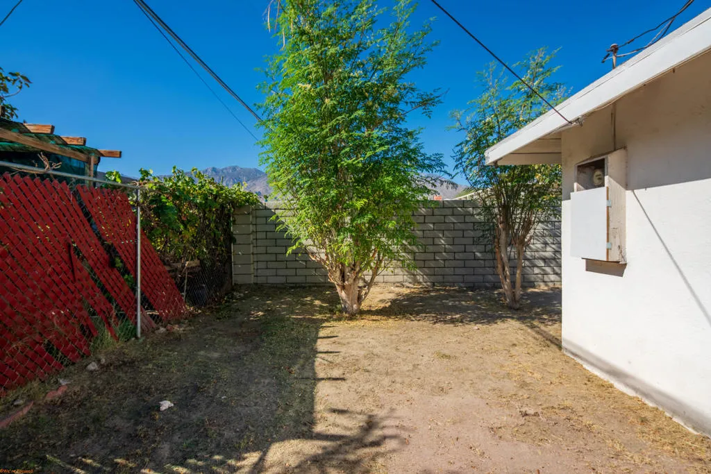 4267 E Sunny Dunes Road, Palm Springs, California 92264 home-pic-24