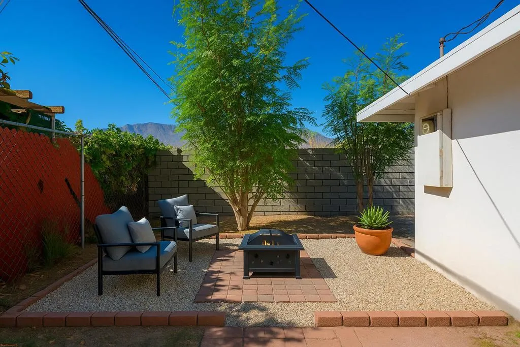 4267 E Sunny Dunes Road, Palm Springs, California 92264 home-pic-23