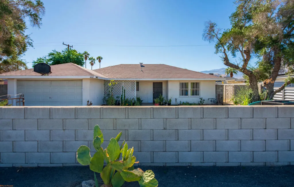 4267 E Sunny Dunes Road, Palm Springs, California 92264 home-pic-22
