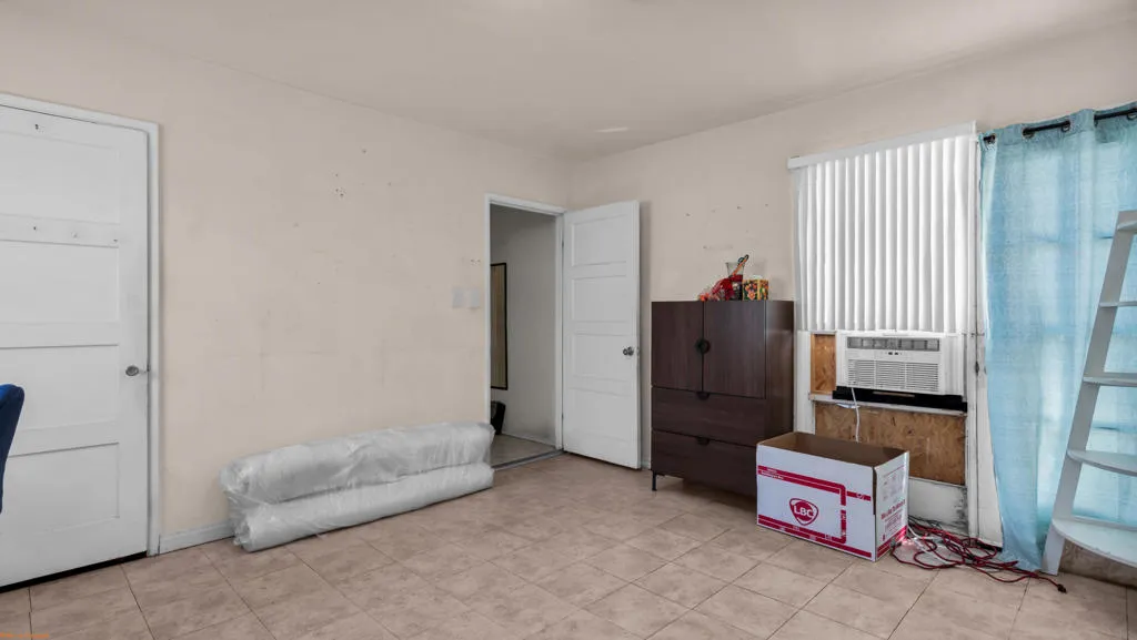 4267 E Sunny Dunes Road, Palm Springs, California 92264 home-pic-15