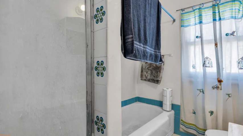 Bathroom 2