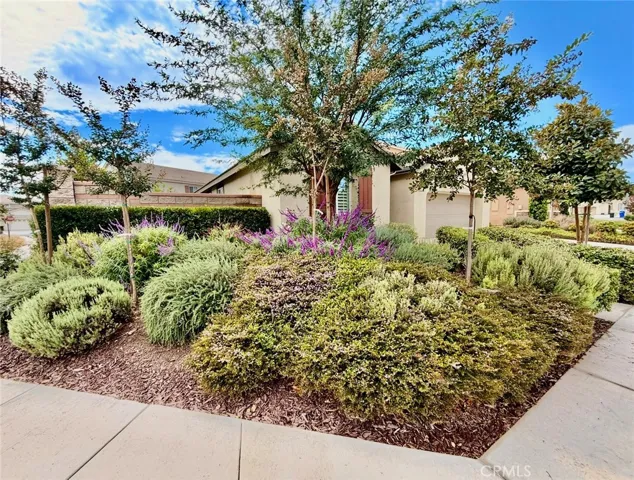 12003 Santiam Court, Jurupa Valley, California 91752