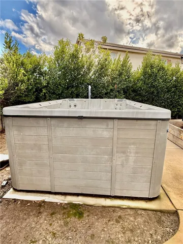 12003 Santiam Court, Jurupa Valley, California 91752