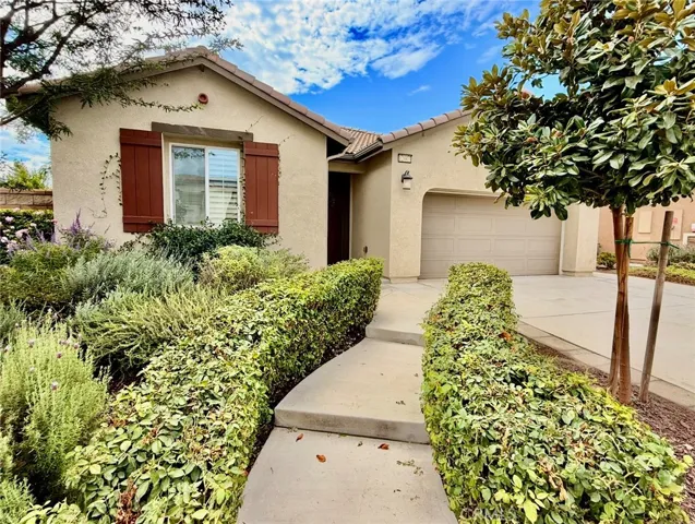 12003 Santiam Court, Jurupa Valley, California 91752