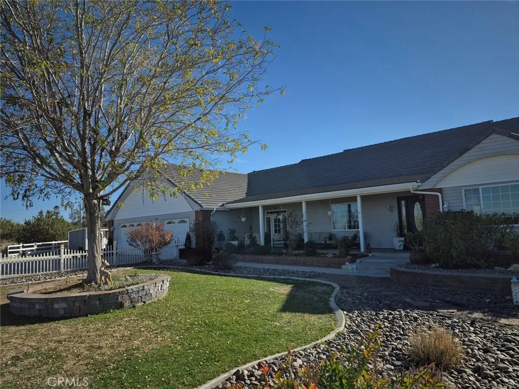 9968 Silver Rock Road, Pinon Hills, California 92372 home-pic-0