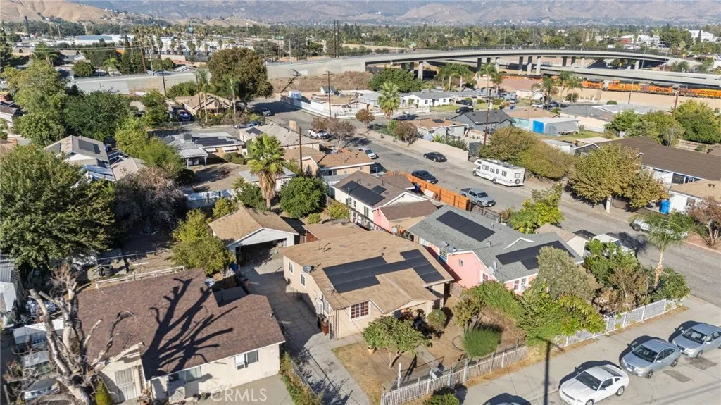 994 W 15th, San Bernardino, California 92411 home-pic-22