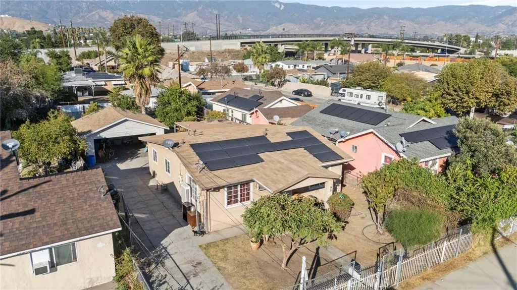 994 W 15th, San Bernardino, California 92411 home-pic-21