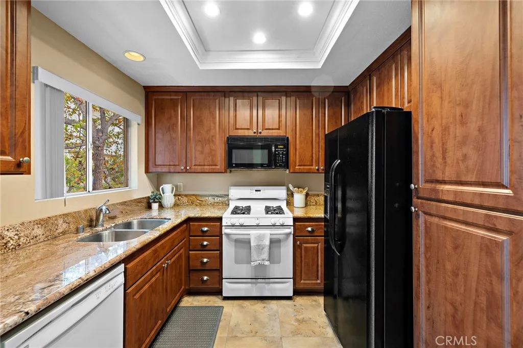 30902 Clubhouse Drive 6h, Laguna Niguel, California 92677 home-pic-7