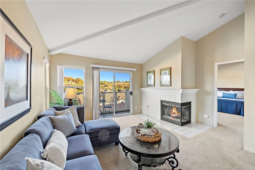 30902 Clubhouse Drive 6h, Laguna Niguel, California 92677 home-pic-0